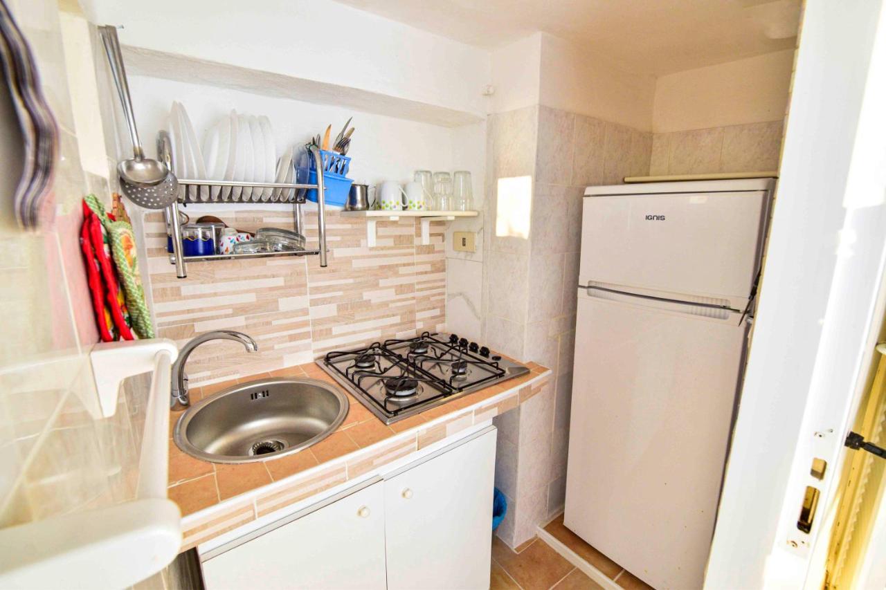 Ferienwohnung Solemareponza Monolocali La Piana Exterior foto