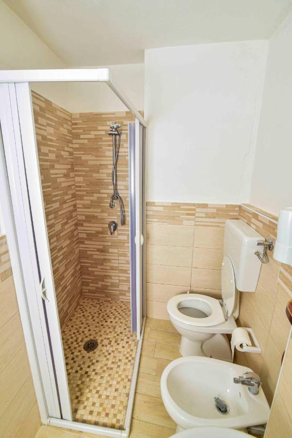 Ferienwohnung Solemareponza Monolocali La Piana Exterior foto